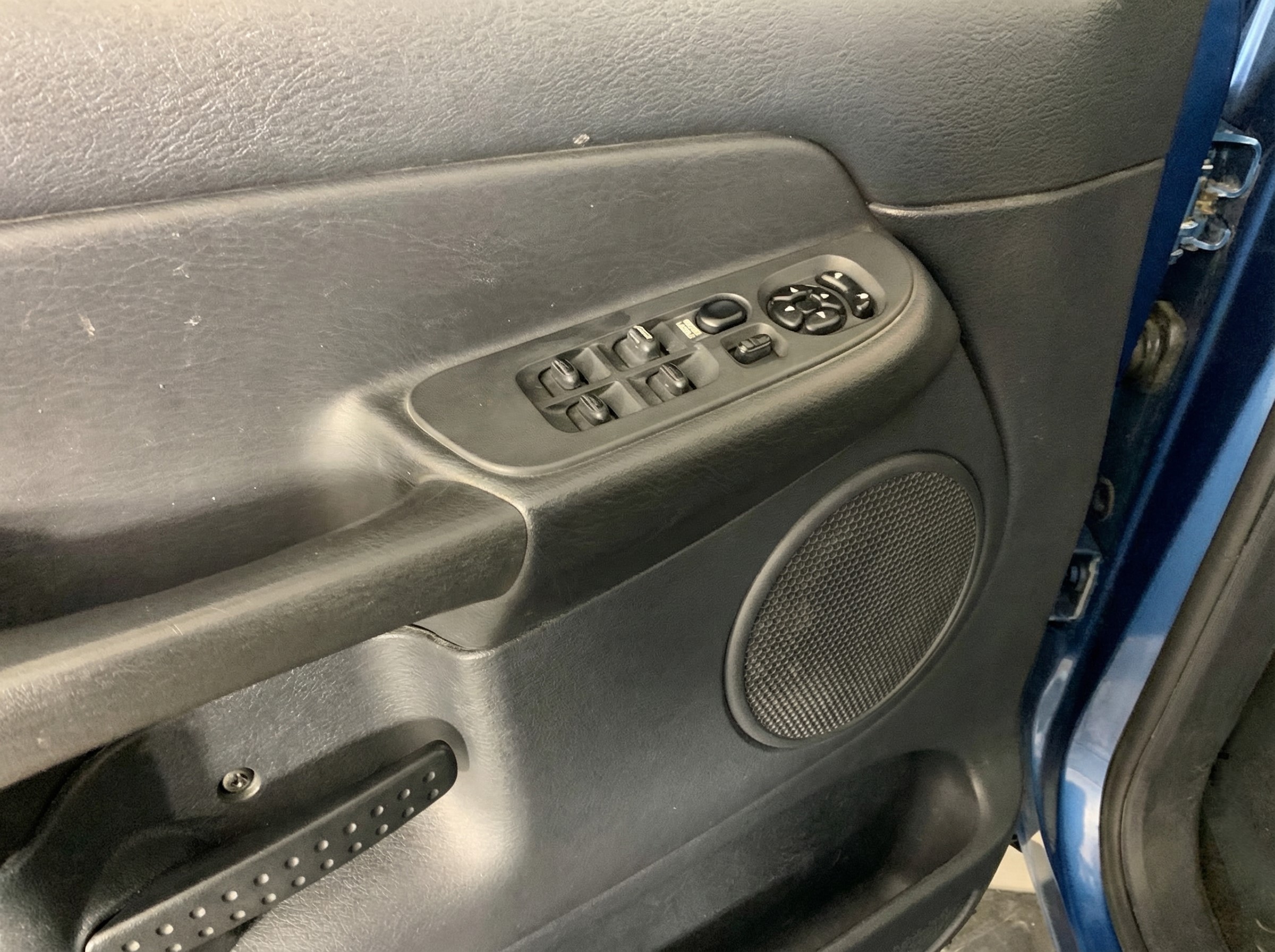 2003 Dodge RAM 2500 — photo 5
