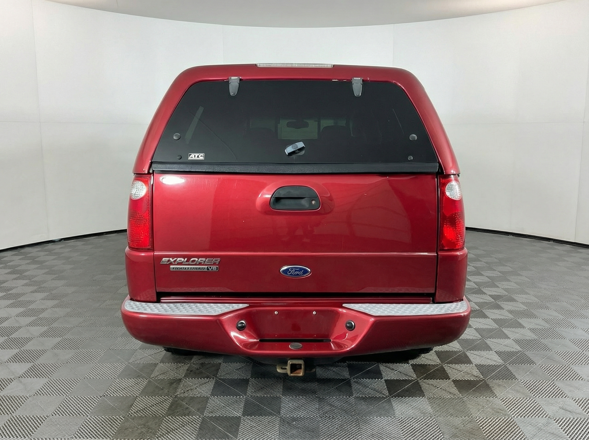 2004 Ford Explorer — photo 1