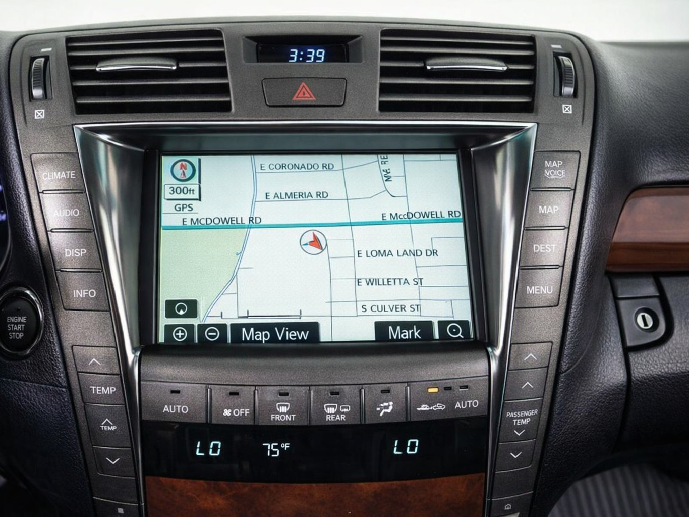 2007 Lexus LS — photo 9