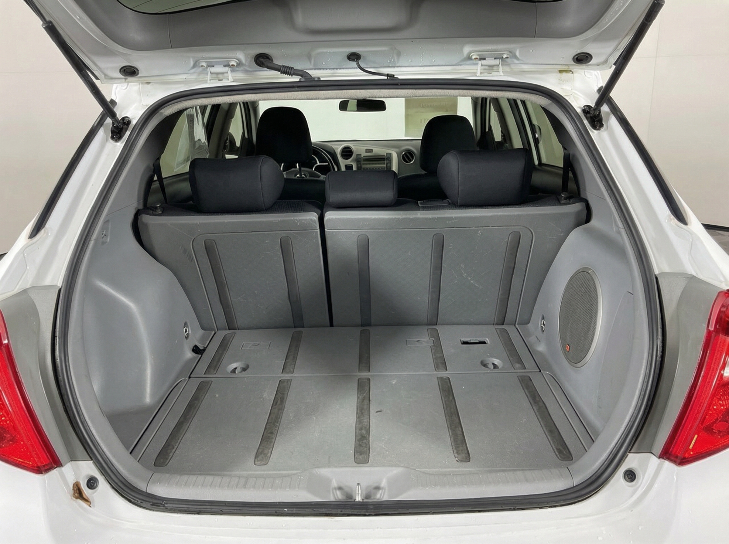 2010 Toyota Matrix — photo 10