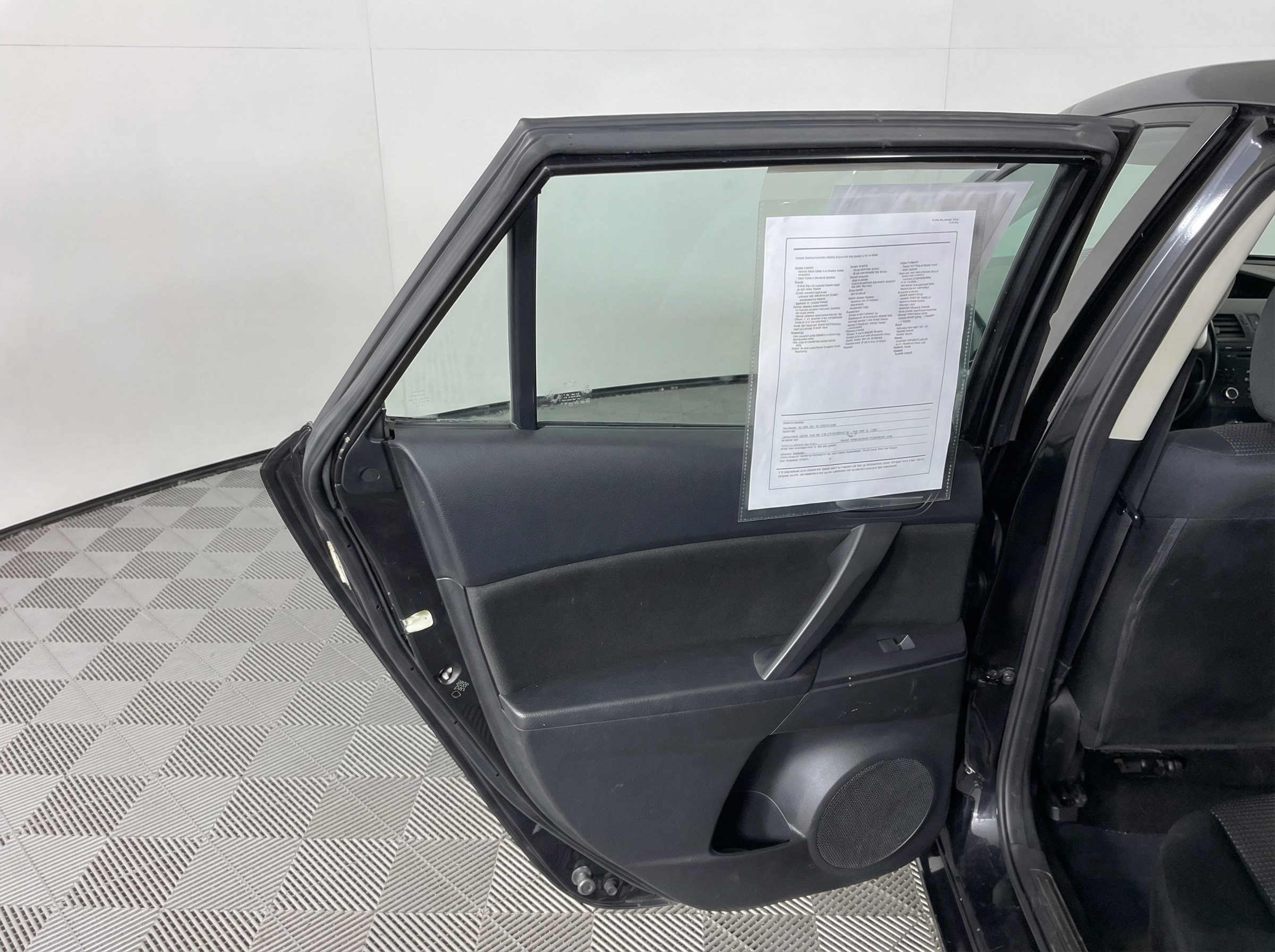 2012 Mazda 3 — photo 12