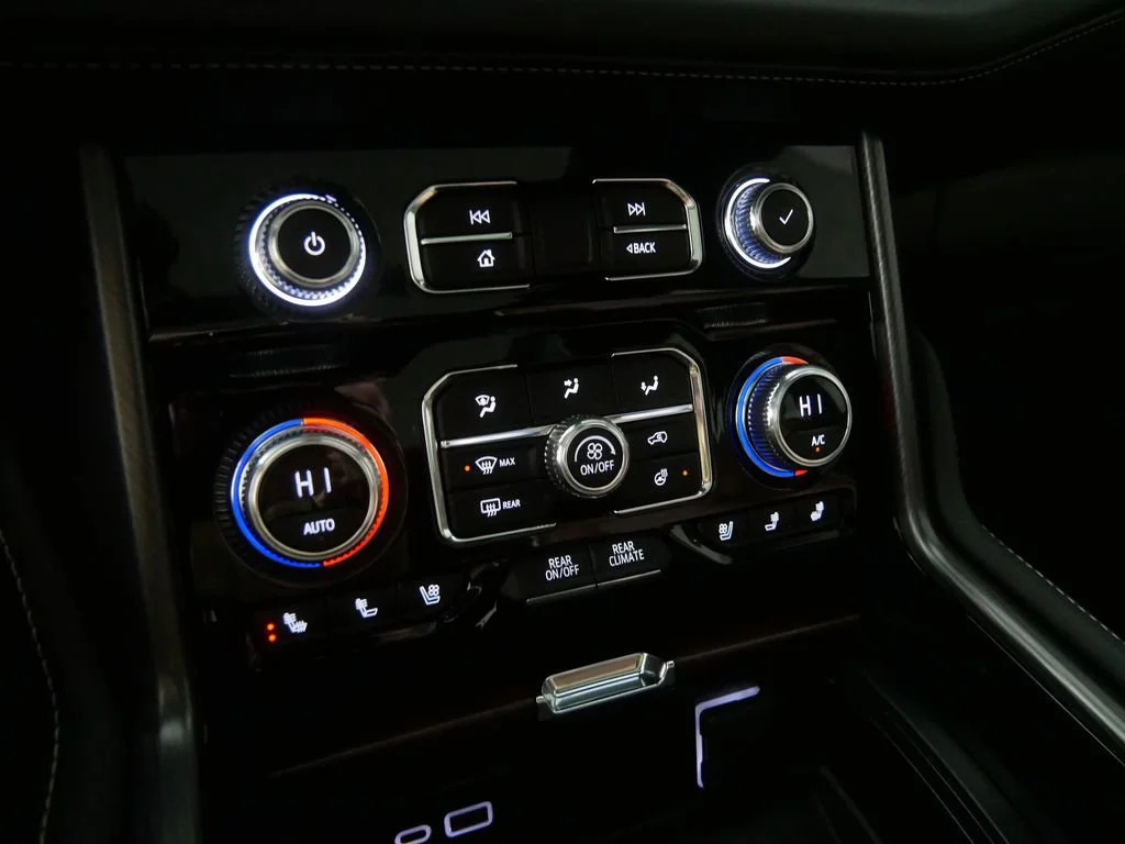 2024 GMC Yukon — photo 27