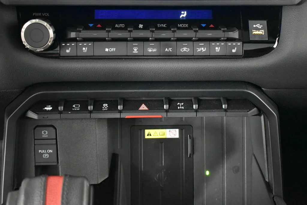 2024 Toyota Tundra — photo 34