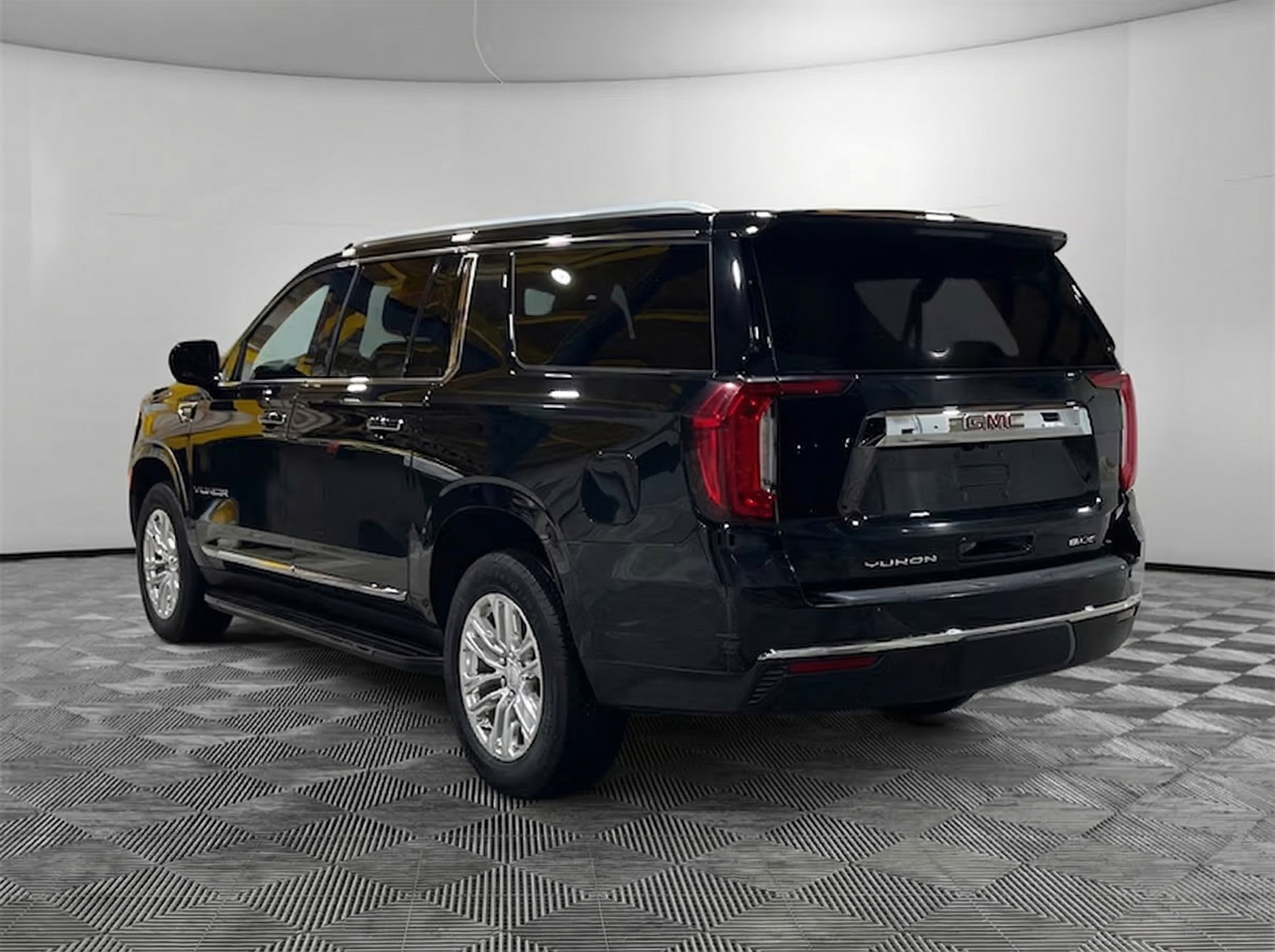 2023 GMC Yukon — photo 4