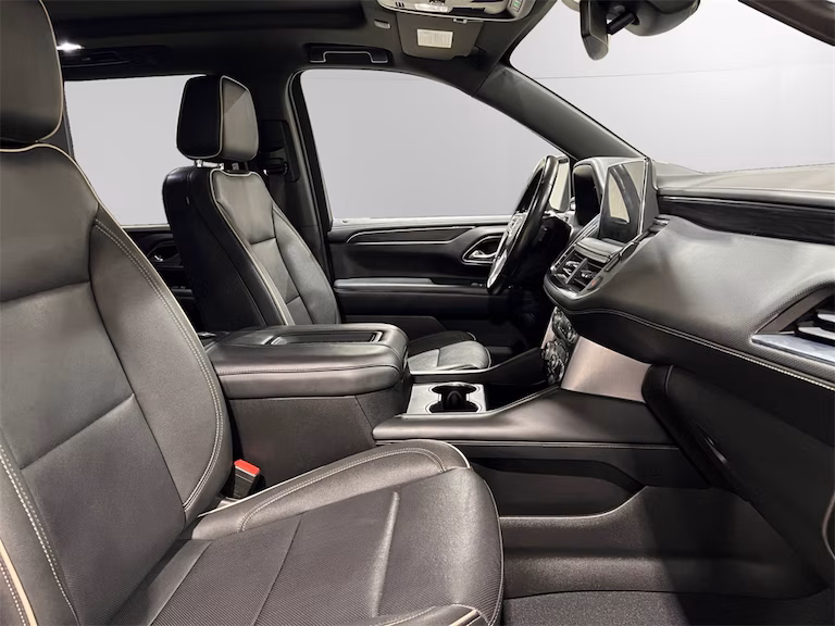2023 GMC Yukon — photo 9