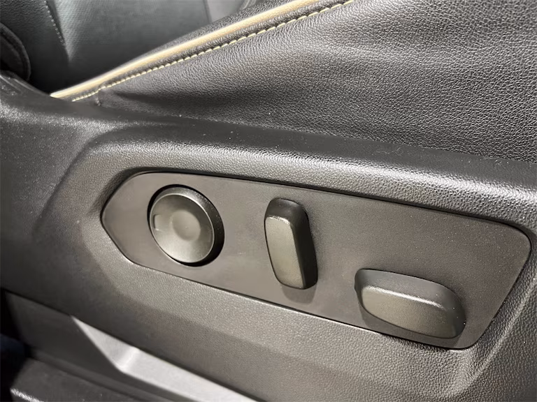 2023 GMC Yukon — photo 10