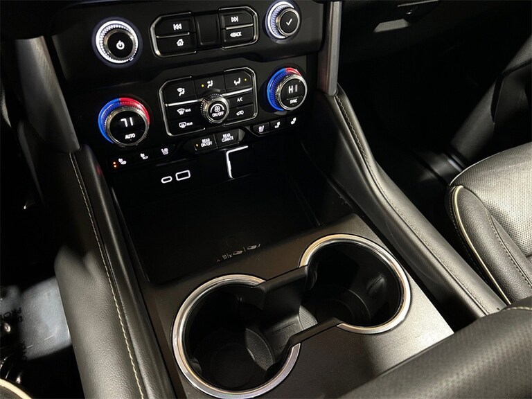 2023 GMC Yukon — photo 25